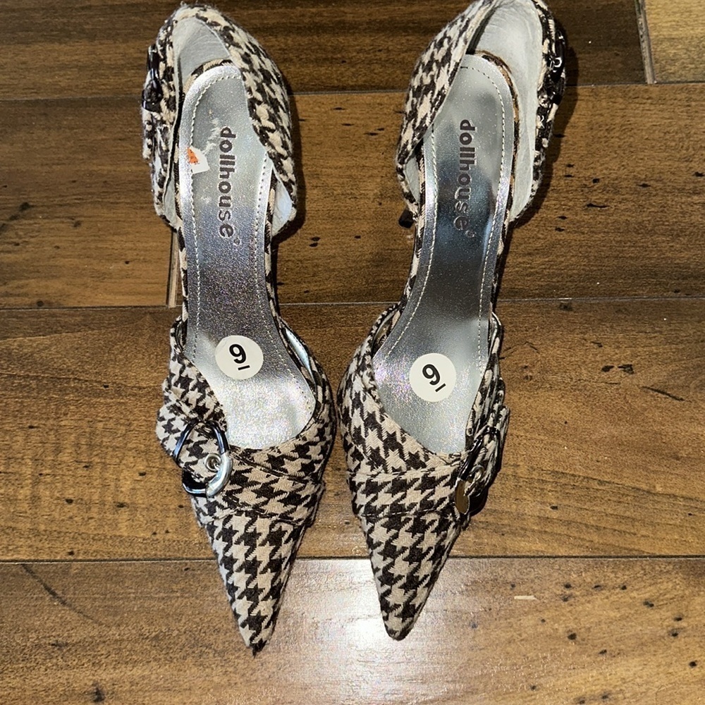 Houndstooth Heels - Picture 2 of 6